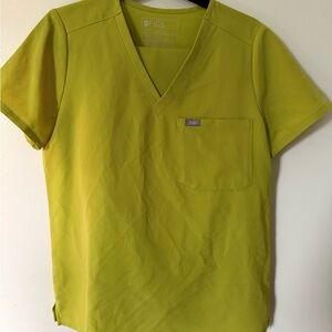 FIGS women’s technical collection scrub SET